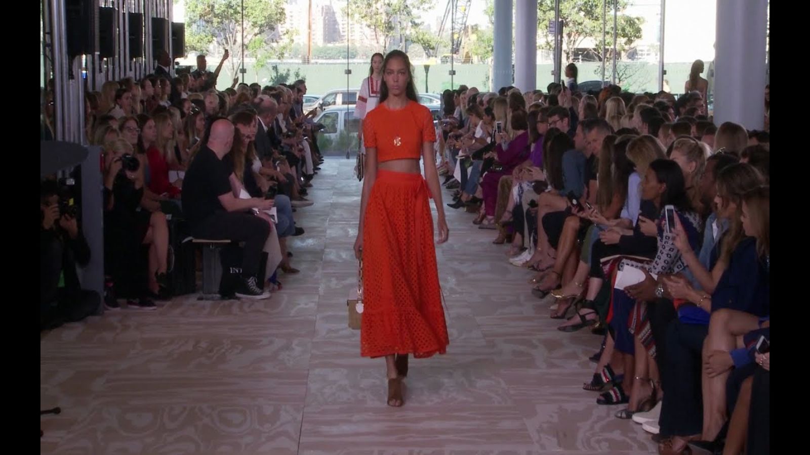 Tory Burch весна-лето 2017