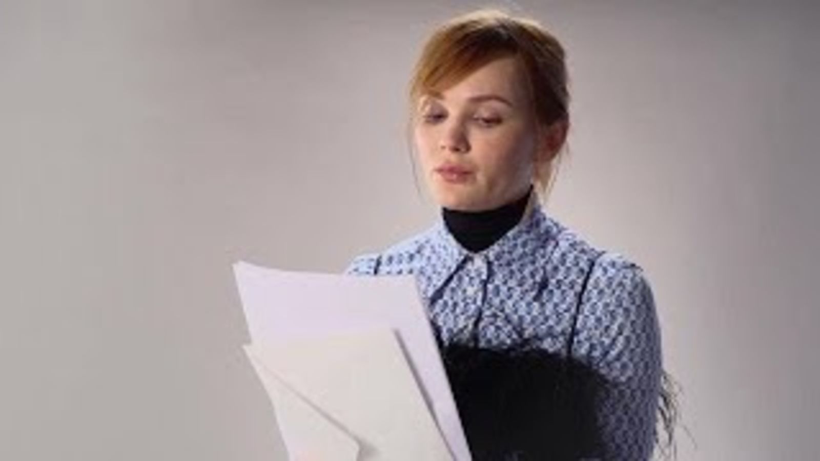 Даша Чаруша пишет себе письмо