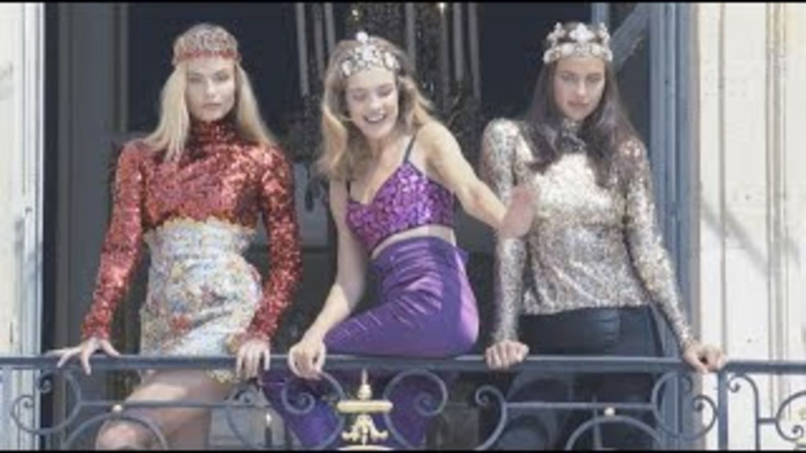 Наталья Водянова, Ирина Шейк и Наташа Поли поздравляют Vogue Россия с 20-летием