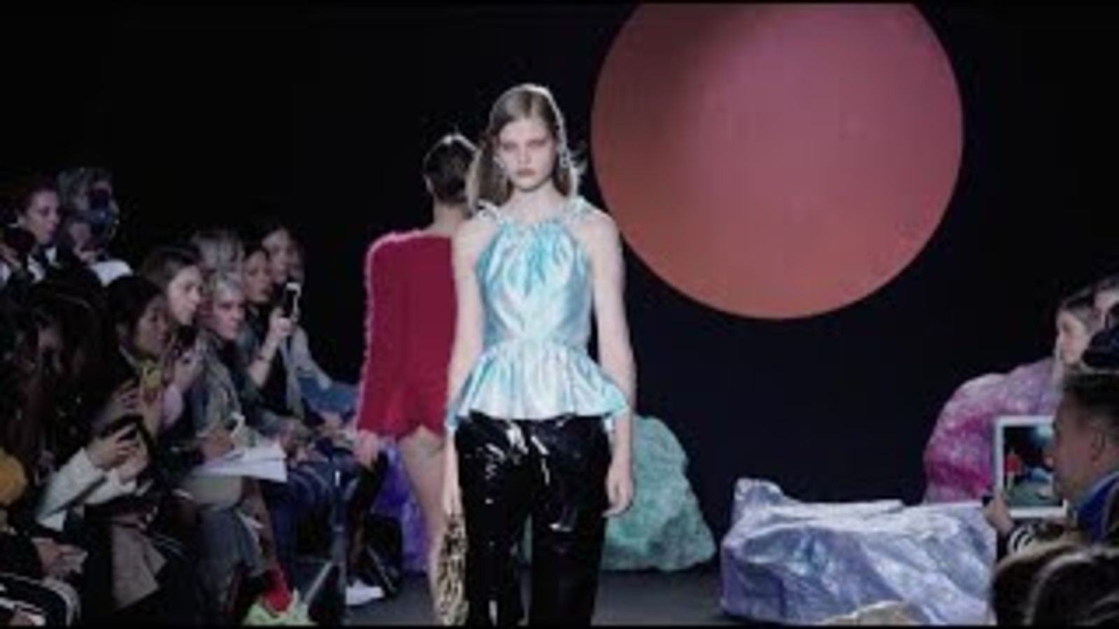 Ashley Williams весна-лето 2019