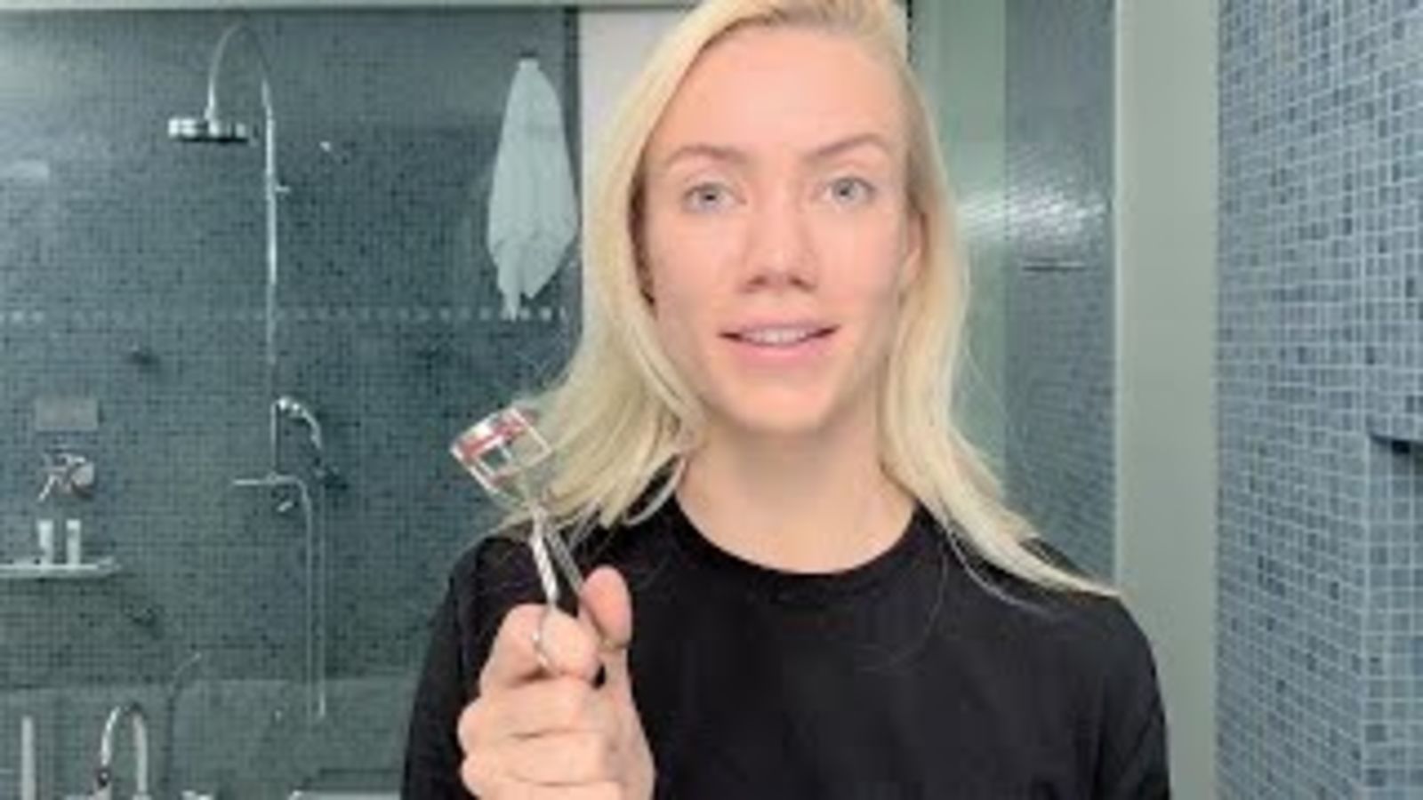 Елена Крыгина показывает пять главных ошибок в макияже