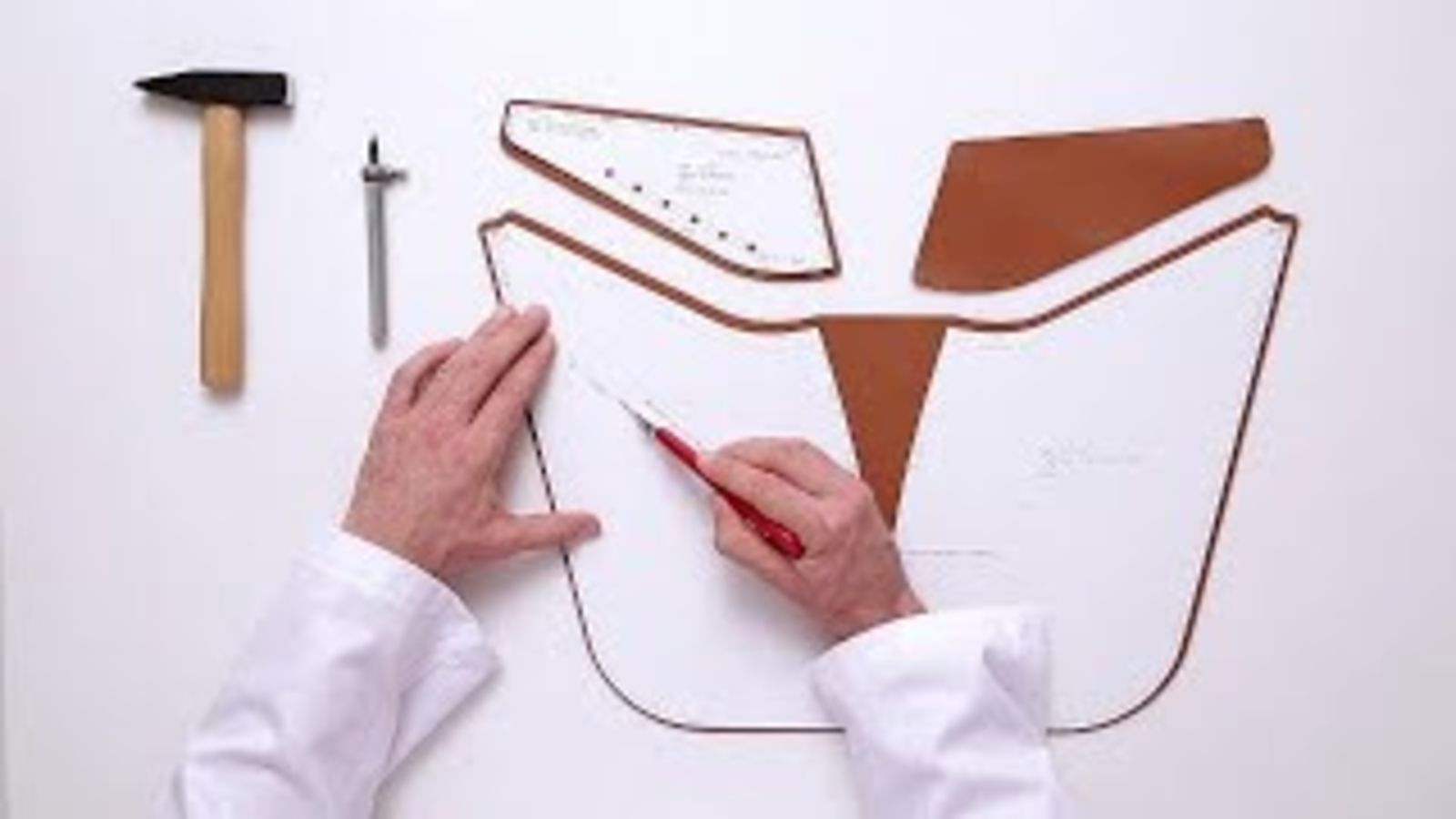 Как создается сумка-гамак Loewe
