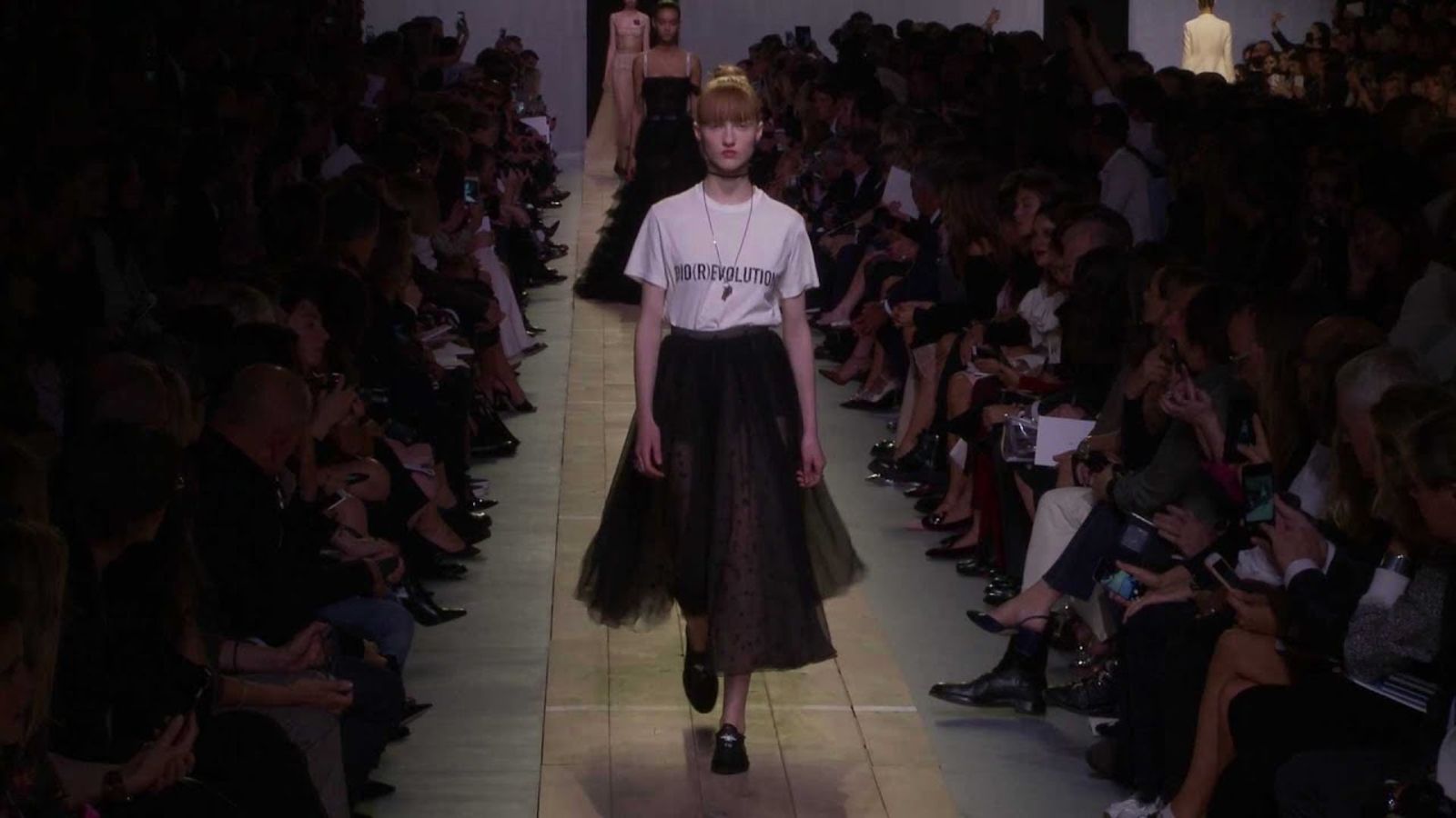 Dior весна-лето 2017