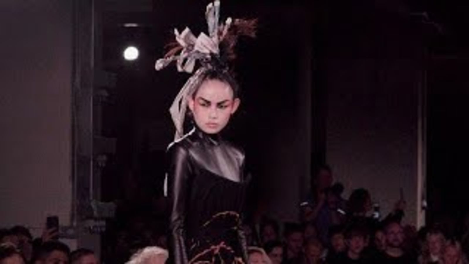 Gareth Pugh весна-лето 2019
