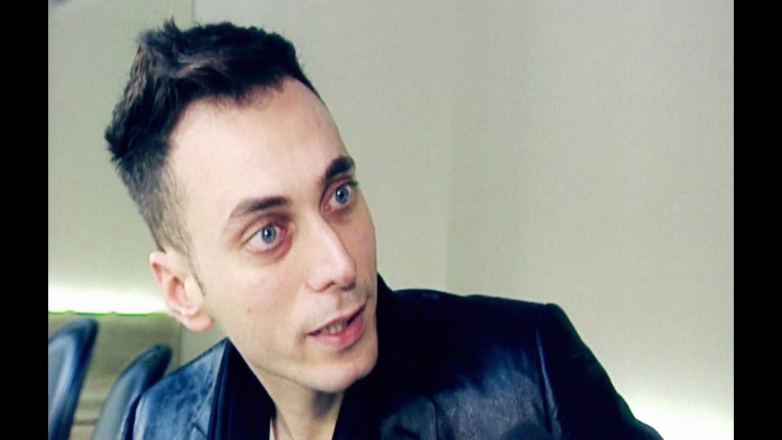 Эволюция мужественности на показе Dior Homme Эди Слимана в 2003 году