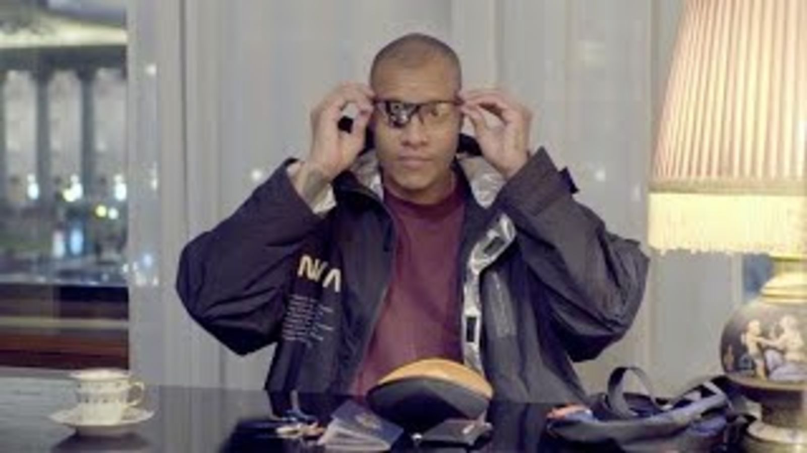 Что в сумке у Херона Престона?