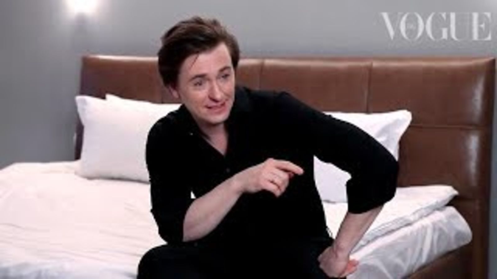Сергей Безруков: видео со съемки и интервью Vogue