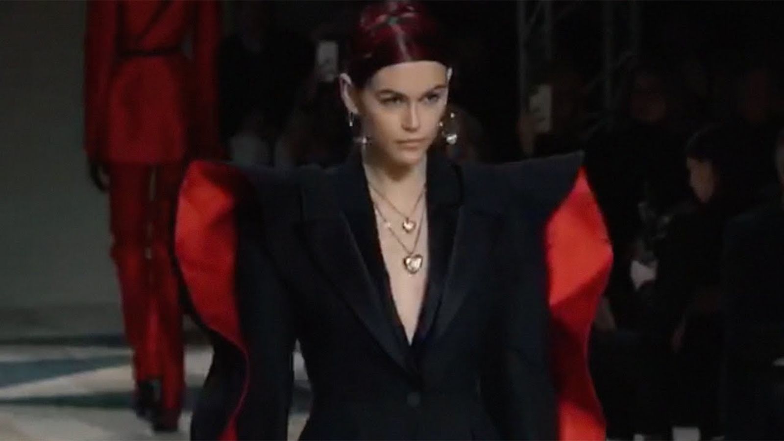 Alexander McQueen осень-зима 2020