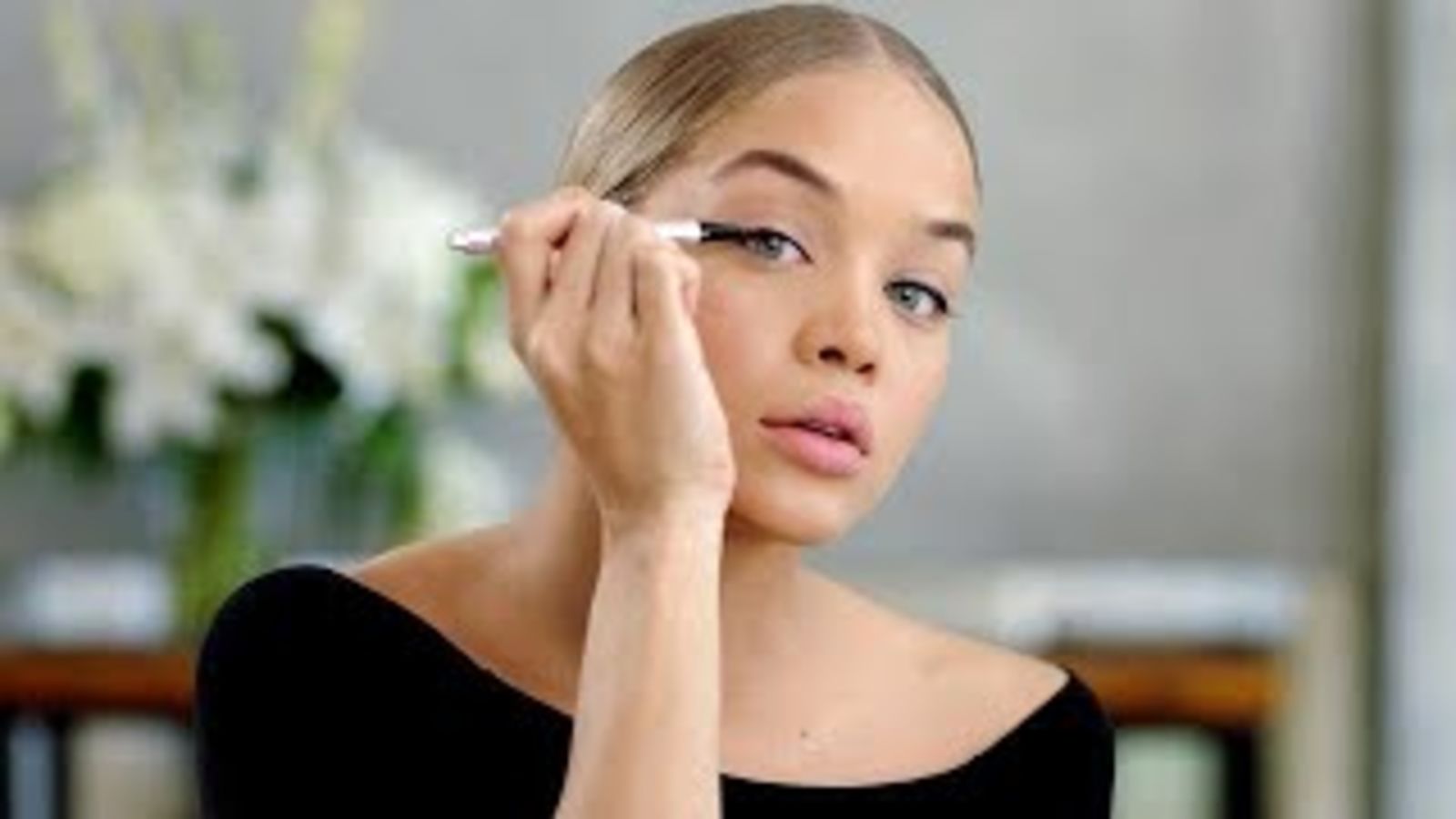 Жасмин Сандерс показывает, как нарисовать стрелки