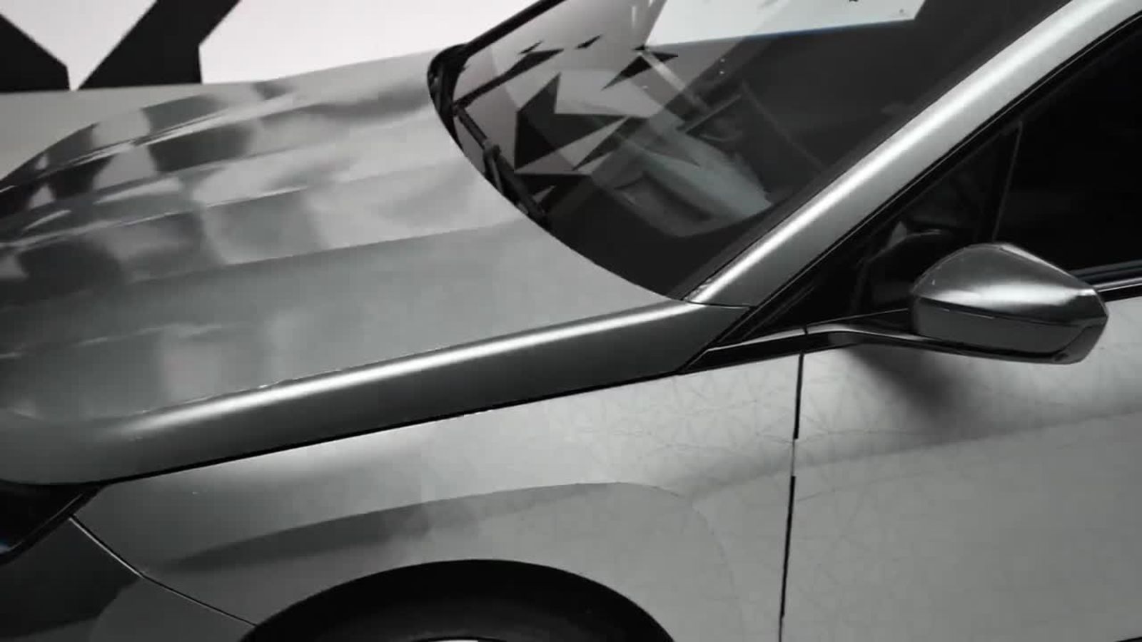 Al CES 2022 presentata la BMW che cambia colore alla carrozzeria