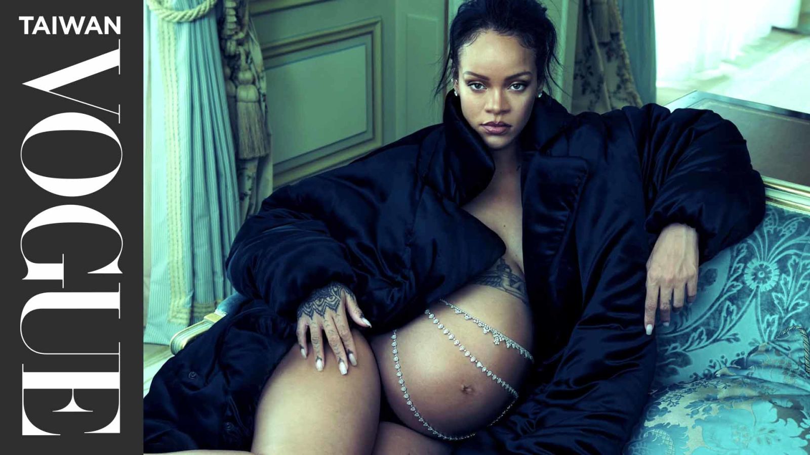 蕾哈娜Rihanna示範懷孕的女人最美！透露超期待當媽：「我享受懷孕，更期待孩子出生！」 Inside Rihanna’s Epic Vogue Cover Shoot｜封面人物202205｜Vogue Taiwan