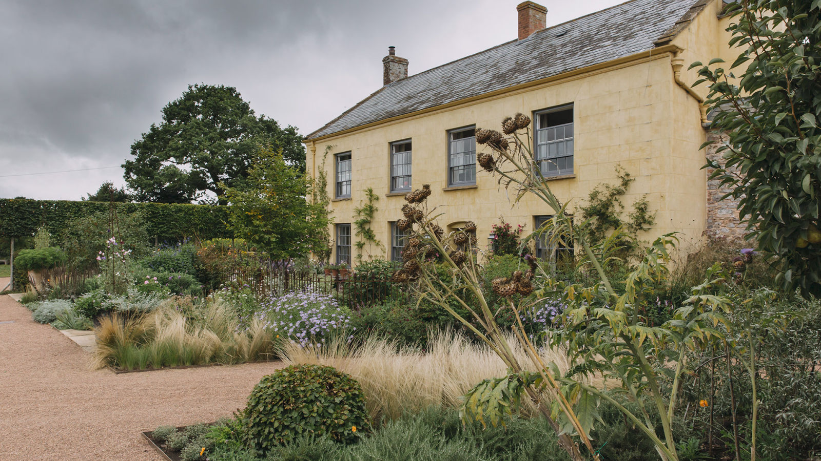 Alasdair Cameron's relaxed, informal family garden | Notes from a Garden