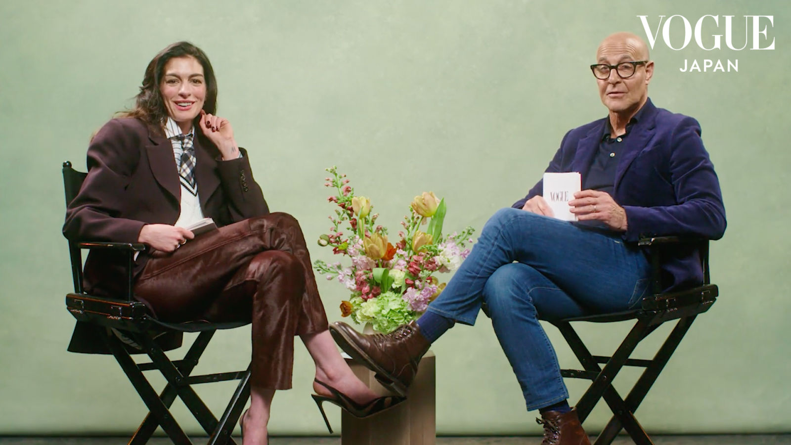 アン・ハサウェイ＆スタンリー・トゥッチが語る『プラダを着た悪魔2』、好きなファッション、キャリアについて。| VOGUE JAPAN