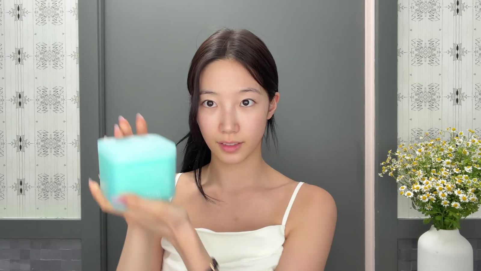 Le Sserafim’s KAZUHA on Her Tour-Proof Beauty Routine