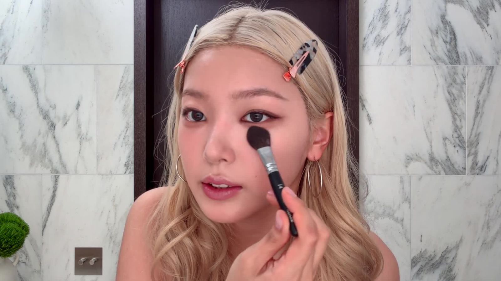 Want to Look “Snatched?” Katseye’s Yoonchae Shares Her Secrets