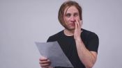 Актеры театра «Гоголь-центр» читают текст песни Филиппа Киркорова