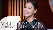 Vom Unterwäsche-Model zum High-Fashion-Model: Irina Shayk | VOGUE Interview