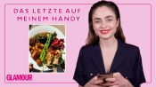 Sofia Tsakiridou zeigt das Letzte auf ihrem Handy | GLAMOUR Germany