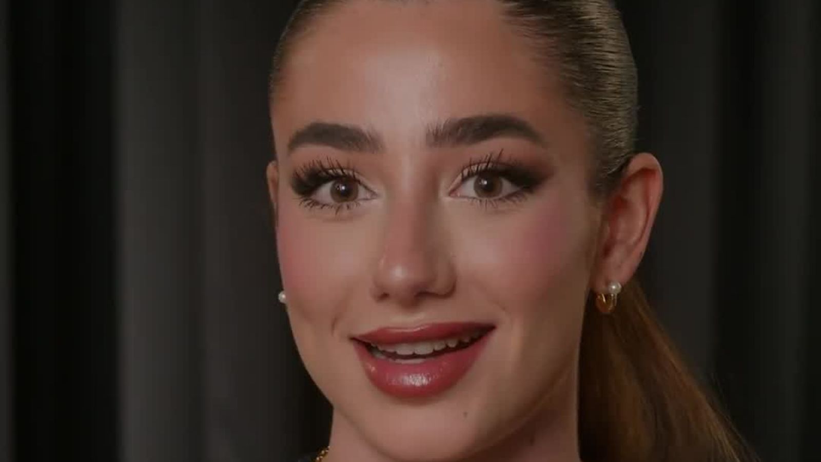 Lola Lolita: su amor/odio por la series