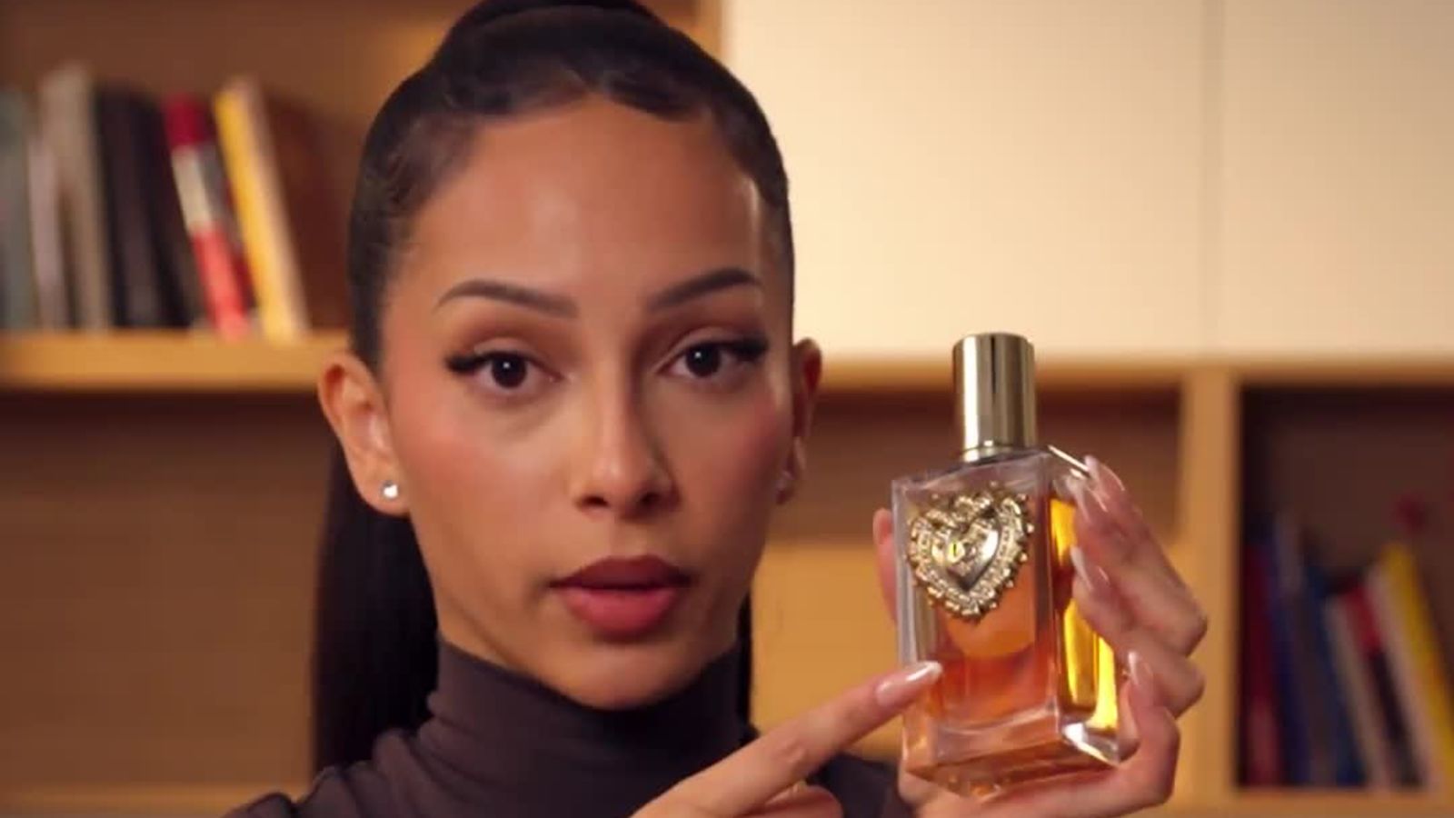 ¿A qué huele Alana ‘La hija del jeque’?