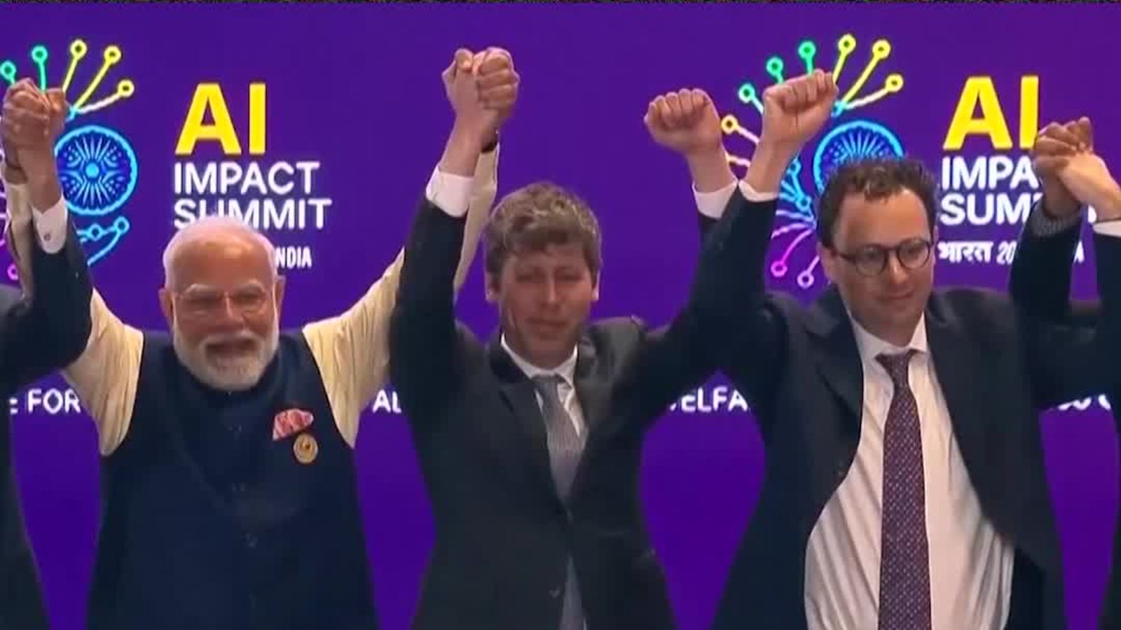 Sam Altman and Dario Amodei Appear to Refuse to Hold Hands at India AI Summit