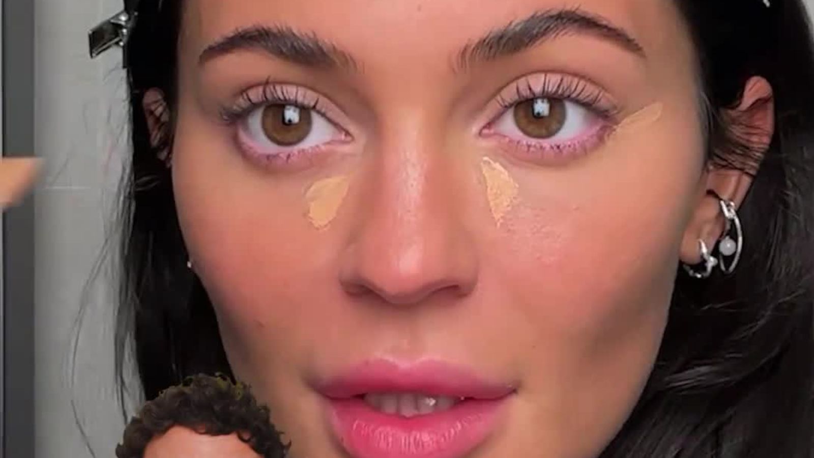 ¿Cómo ha cambiado el maquillaje de Kylie Jenner? | Belleza al descubierto