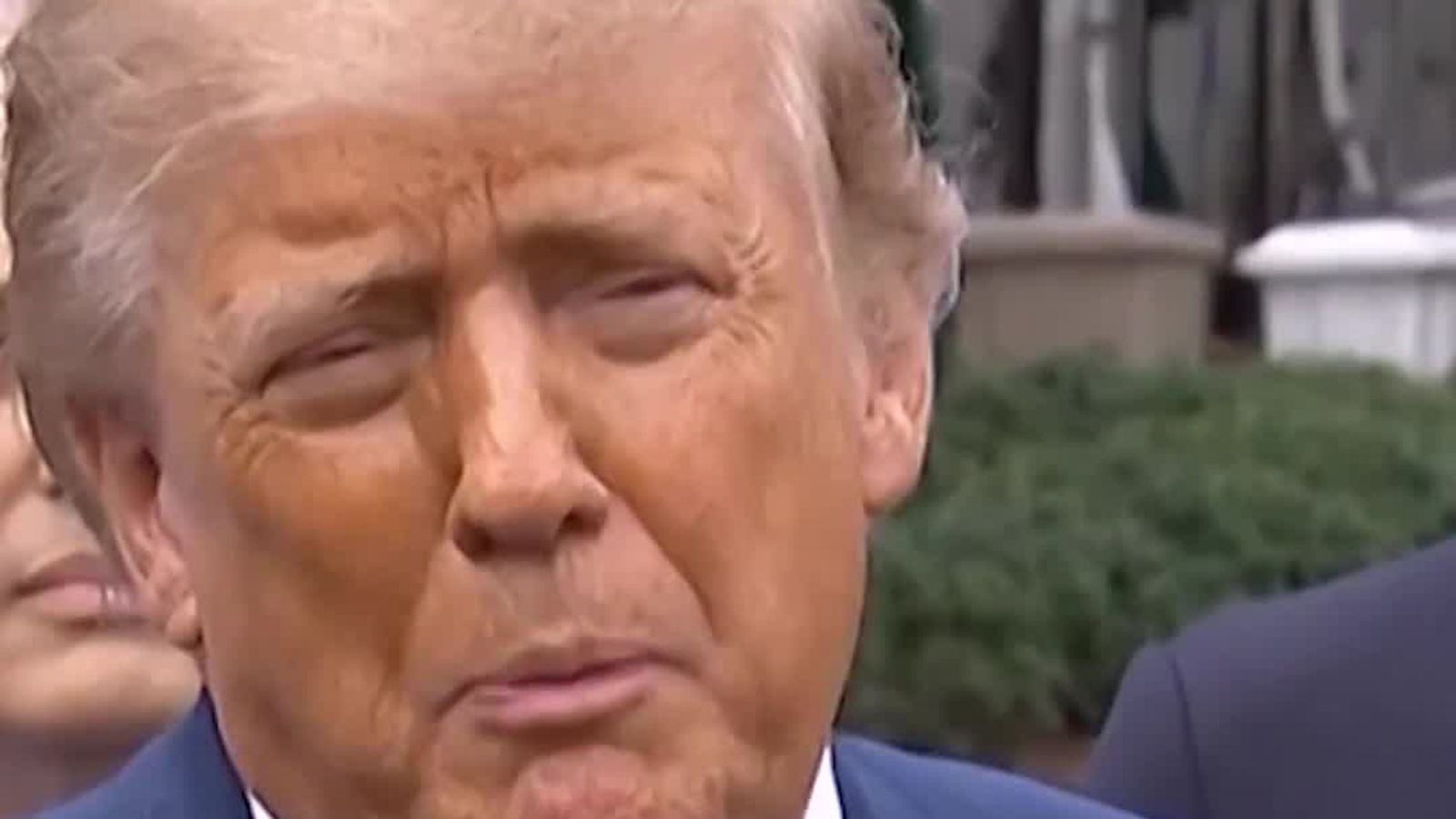 Trump Says AI Companies Have Agreed to Regulate Themselves