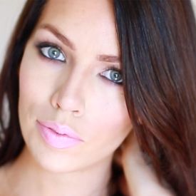 11 Valentine S Day Makeup Looks And Hairstyles To Try Tonight Allure