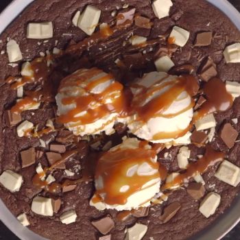 How to Make a Giant Chocolate Share Cookie
