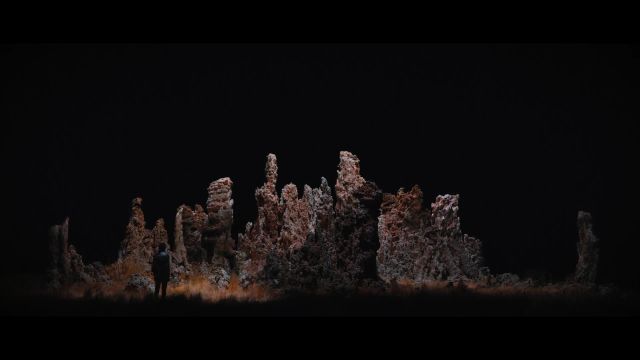 Lux Noctis – How Photographer Reuben Wu Lit Landscape With a Drone