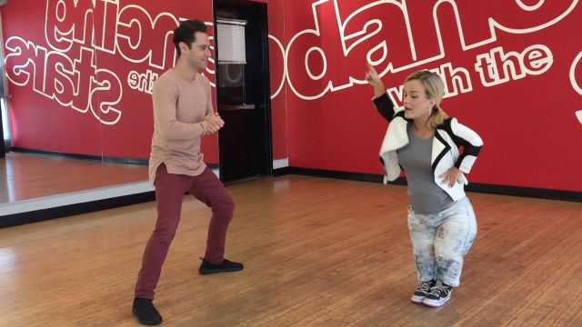 Watch Terra Jole Do the Sleepy Moonwalk and More in a Game of Dance Charades