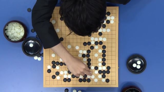 Google's AlphaGo Notches Another Win for AI