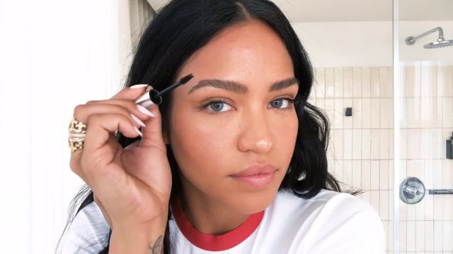 Watch Cassie’s 10-Second Smoky Eye Trick