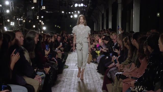 From Crepes to the Catwalk: Watch Birgit Kos Get Ready for Isabel Marant’s Spring 2020 Show