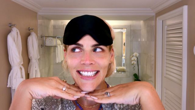 Busy Philipps
s Guide to Retinol, Rollers and Real Talk