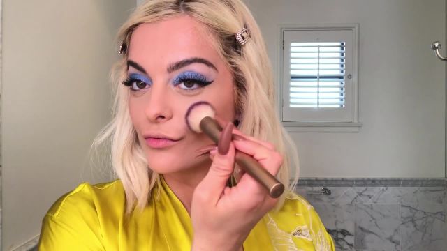 How Bebe Rexha Gets Rid of Dark Circles&-And Masters Bright Blue Eyeshadow