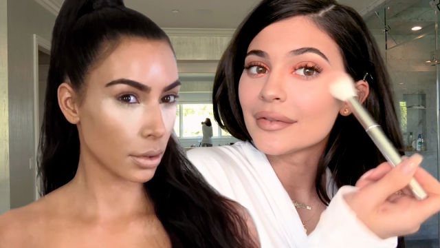 Watch the Kardashian-Jenner Sisters
 Best Beauty Secrets, From Baking to Lip Liner