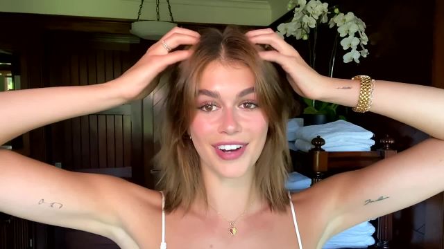 Kaia Gerber’s Guide to Face Sculpting and Minimal, Sun-Kissed Makeup