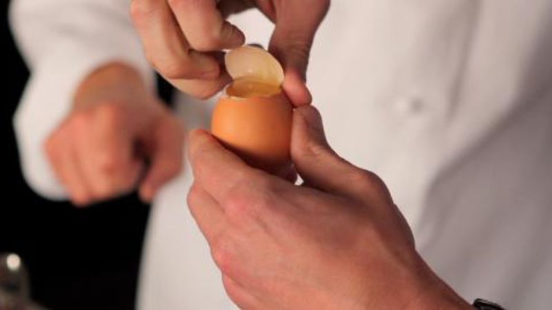 How to Make Cups Out of Egg Shells