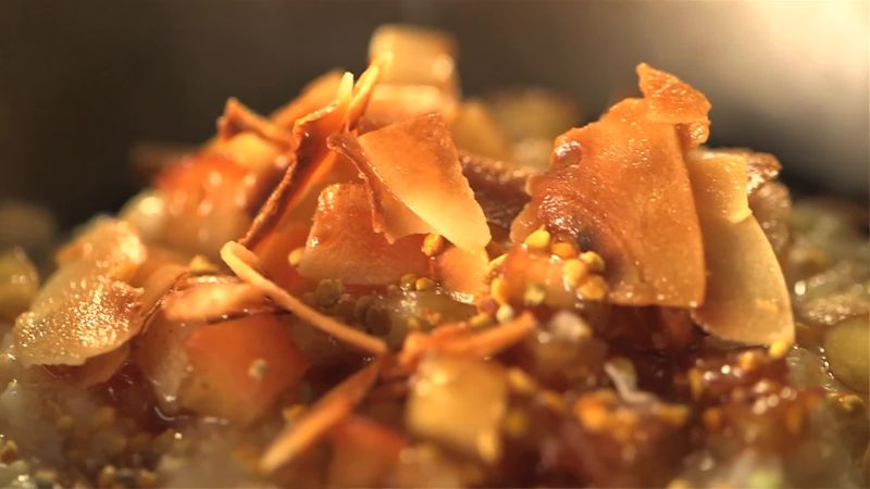 Cook 5-Grain Porridge with Apples, Coconut & Bee Pollen