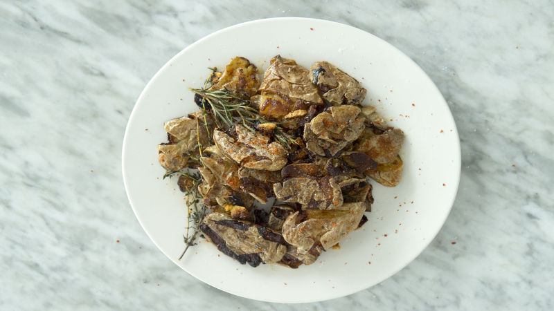 These Crispy Smashed Potatoes Are Perfect