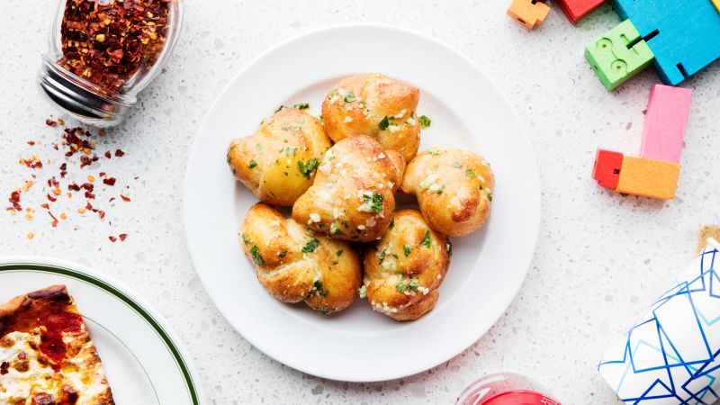 Garlic Knots