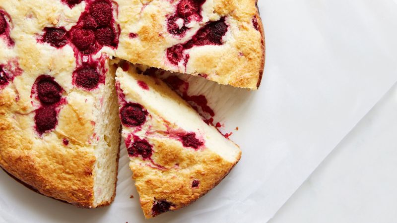 Super Easy Raspberry Ricotta Cake