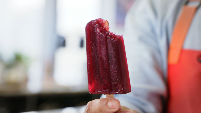 How to Make Boozy Ice Pops