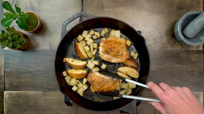 How to Make a Healthy One-Pan Chicken and Potatoes