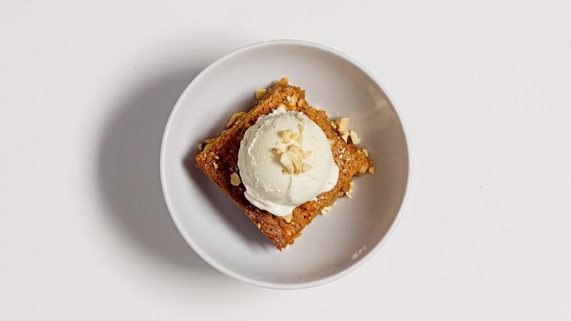 PB Blondie a la Mode with Salted Roasted Peanuts