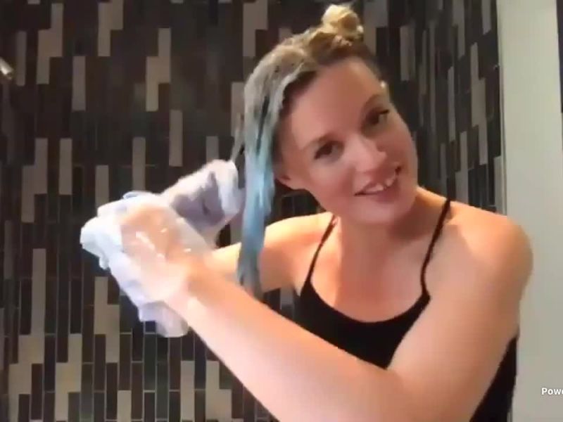 Let Georgia May Jagger’s DIY Dye Job Inspire Your Own At-Home Color Adventure
