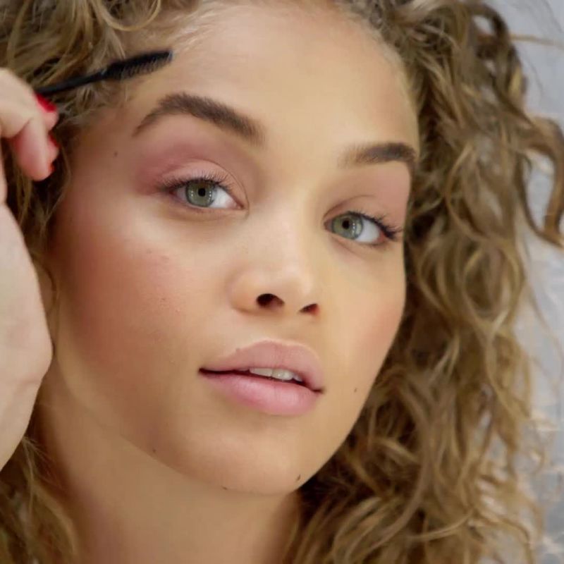 Jasmine Sanders' Mirror Monologue, Brought to You by COVERGIRL: “Makeup Gives Me the Opportunity to Transform”