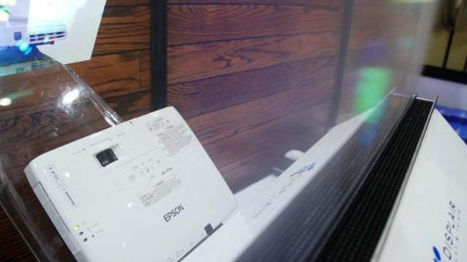 CES 2013: Mist-Powered Interactive Display