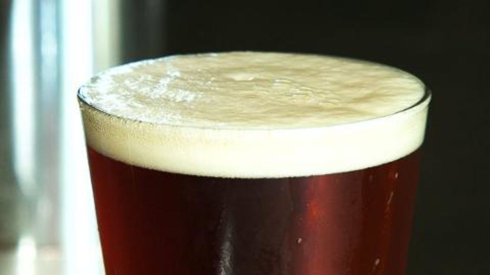 How to Tap a Keg and Master a Perfect Pour